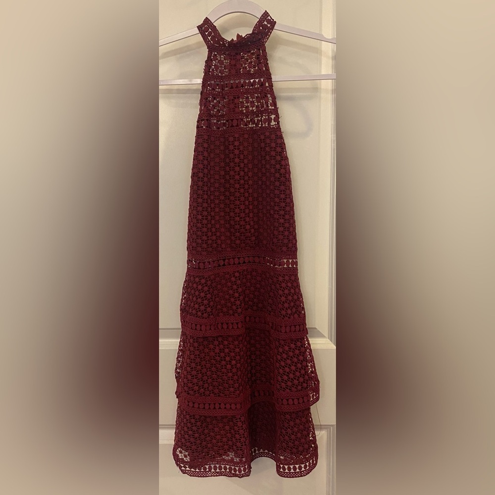 Pretty Little Thing Halter Dress Sz 0 Burgundy Lace Tiered Lined Zip Back